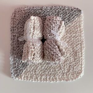 Hand knitted textured cotton dishcloths